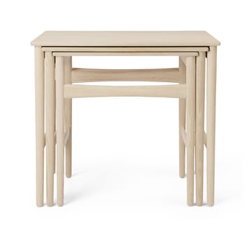 CH004 nesting tables satsbord - Såpad ek - Carl Hansen & Søn