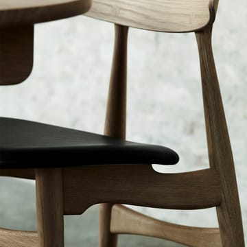 CH33P stol - Thor 301-svartlackat ek - Carl Hansen & Søn