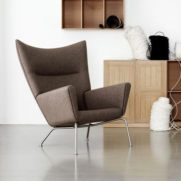 CH445 Wing Chair fåtölj - Remix 163-rostfria stålben - Carl Hansen & Søn