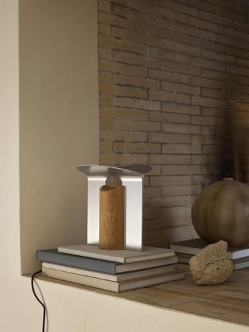 RF200 Petal bordslampa, Oiled oak-aluminium - undefined - Carl Hansen & Søn