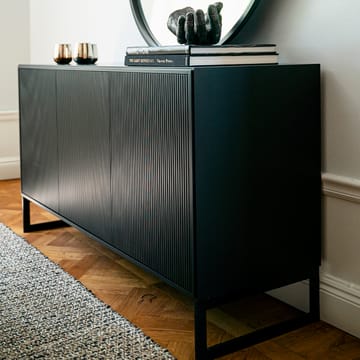 Line skänk - walnut/black, 2dörrar+1hylla, sockel - Englesson