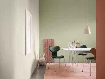 Grand Prix 3130 helklädd stol - Pure Forest green-chrome - Fritz Hansen