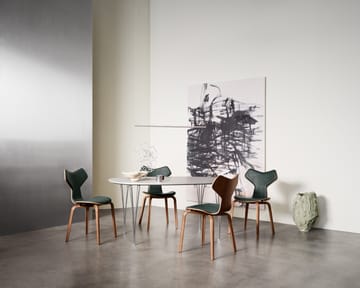 Grand Prix 4130 framsidesklädd stol - Pure Forest green-walnut - Fritz Hansen