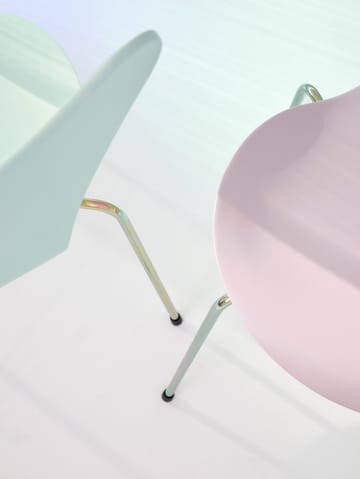 Sjuan 3107 7:14 AM stol - Pink-rainbow - Fritz Hansen