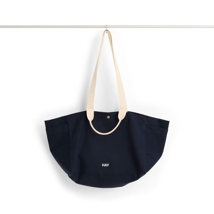 Weekend Bag No 2 väska S 26x56 cm - Midnight blue - HAY