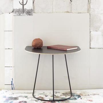 Airy soffbord halvstorlek - Plum nanolaminate - Muuto