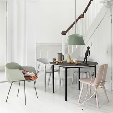 Fiber chair stol med armstöd - Dusty green-Green (plastic) - Muuto