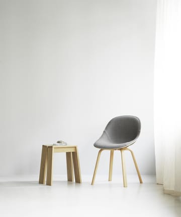 Mat Chair stol framsideklädd - Remix 133-hemp-beech - Normann Copenhagen