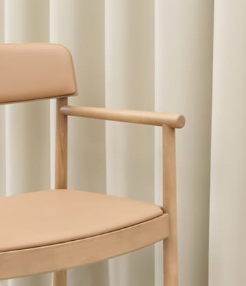 Timb karmstol med dyna - Tan/ Ultra Leather - Camel - Normann Copenhagen