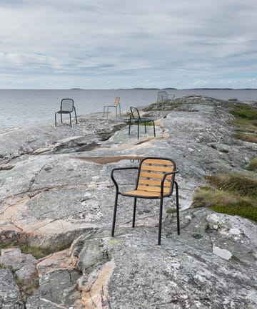 Vig Armchair Robinia karmstol - Black - Normann Copenhagen