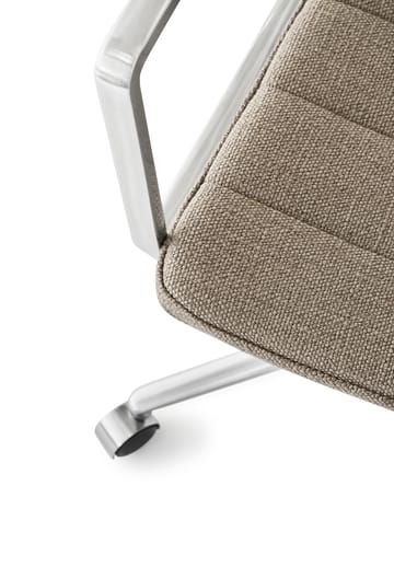 Vipp452 Swivel kontorsstol - Pol. aluminium-dark sand - Vipp