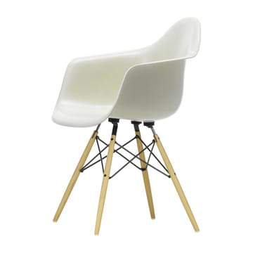 Eames Fiberglass Armchair DAW karmstol - parchment, askben - Vitra