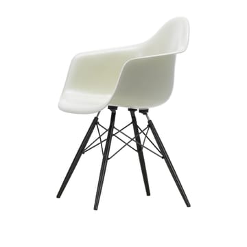 Eames Fiberglass Armchair DAW karmstol - Parchment-svartbetsade lönnben - Vitra