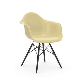 Eames Fiberglass Armchair DAW karmstol - Parchment-svartbetsade lönnben - Vitra