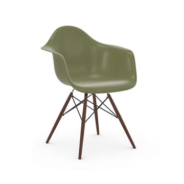 Eames Fiberglass Armchair DAW karmstol - Sea foam green-dark maple - Vitra