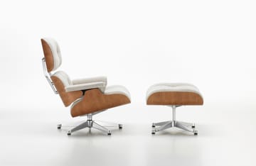 Eames Lounge Chair new dimension polerad krom - Cream/sand-american cherry - Vitra