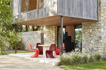 Panton Chair (new height) - Bordeaux - Vitra