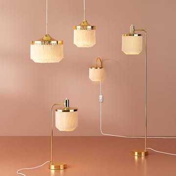 Fringe golvlampa - pale pink, mässingspläterat stål - Warm Nordic