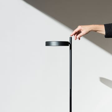 w182 Pastille f2 golvlampa - graphite black, lång arm - Wästberg